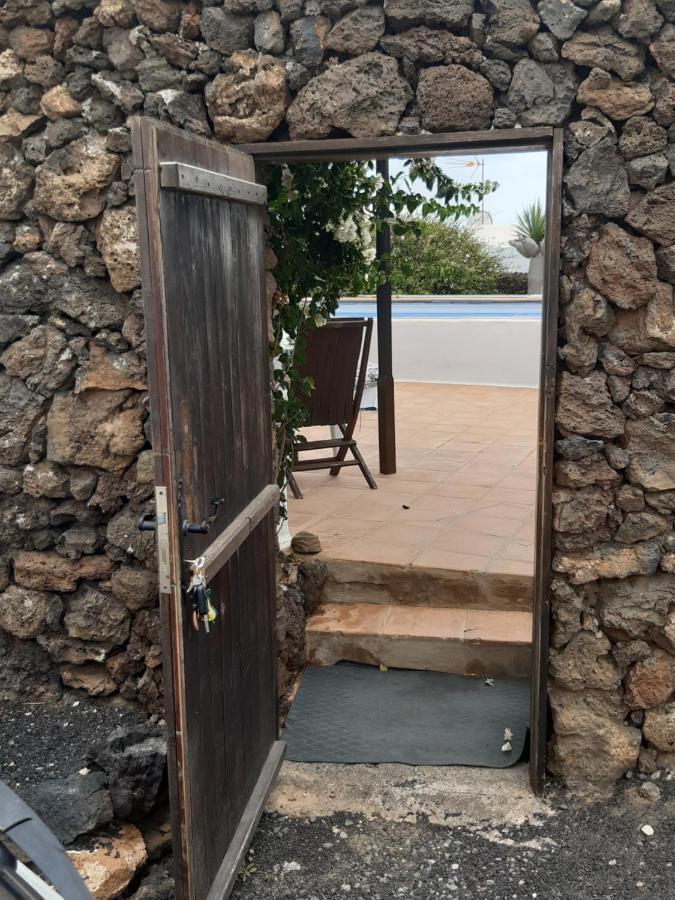티아즈 Tipica Lanzarote House Only Adults B&B 외부 사진