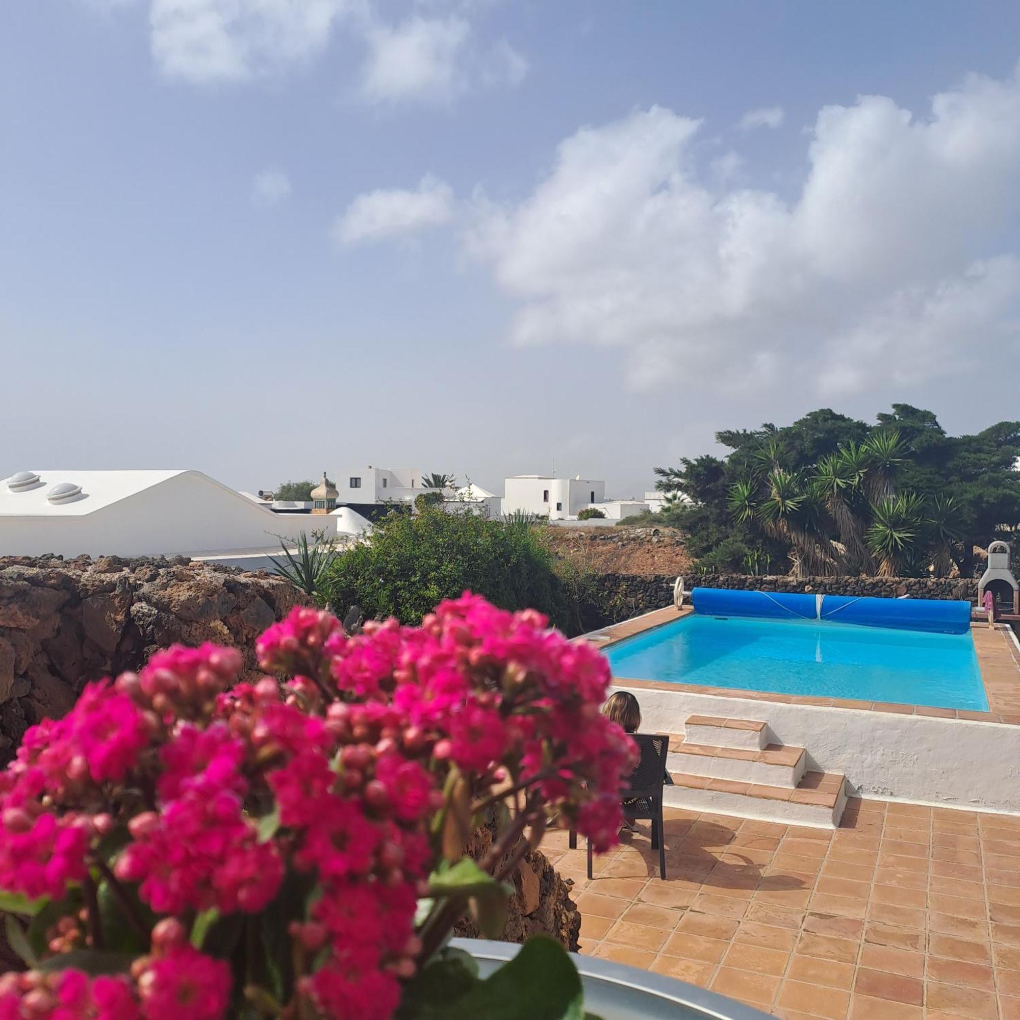 티아즈 Tipica Lanzarote House Only Adults B&B 외부 사진