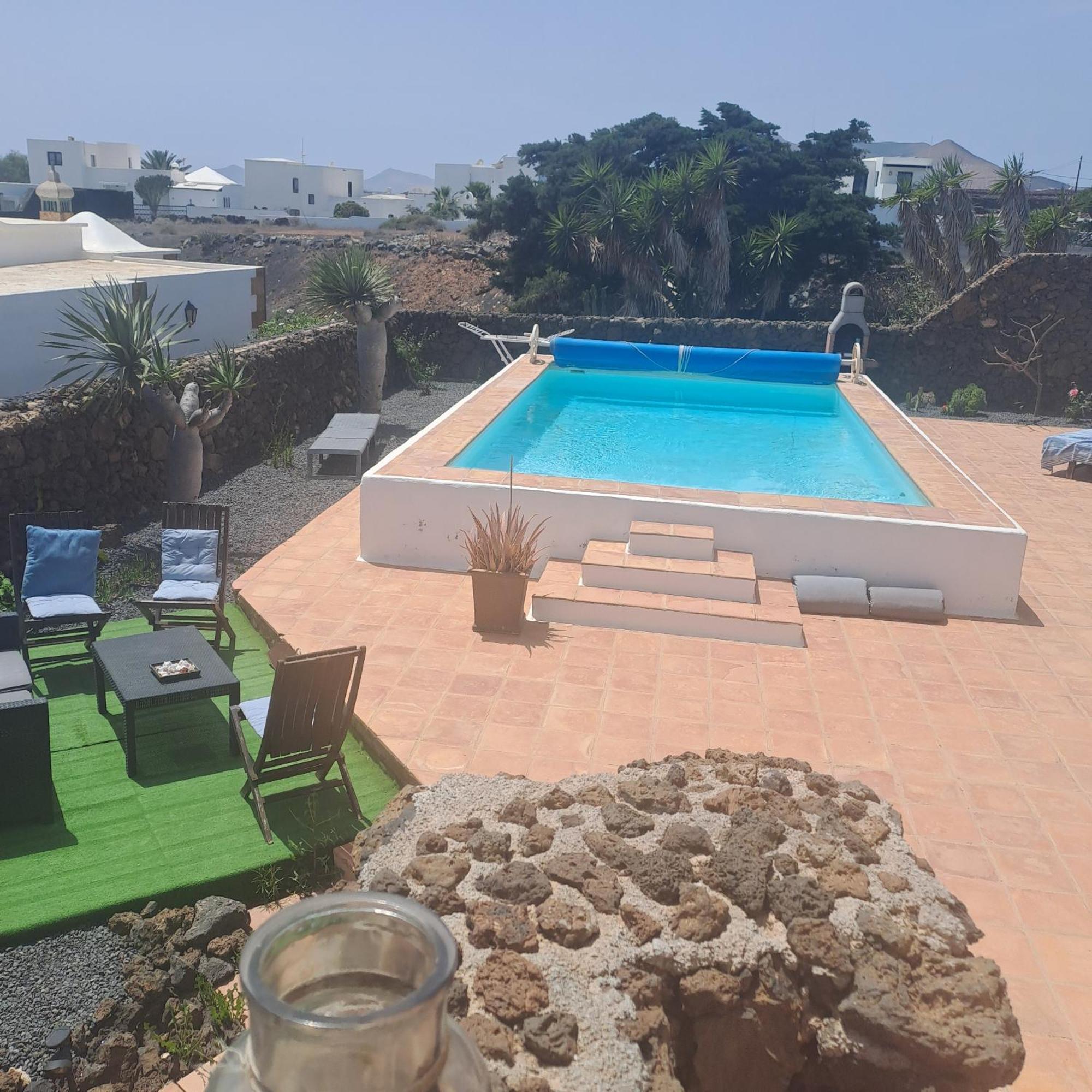 티아즈 Tipica Lanzarote House Only Adults B&B 외부 사진